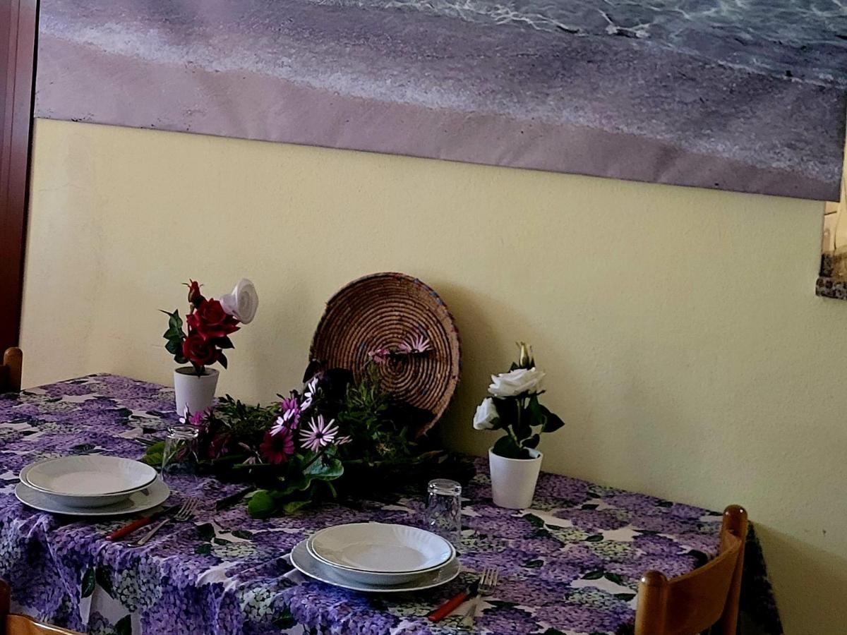 Apartamento Rosaspe Stintino Cuile Ezi Mannu Exterior foto
